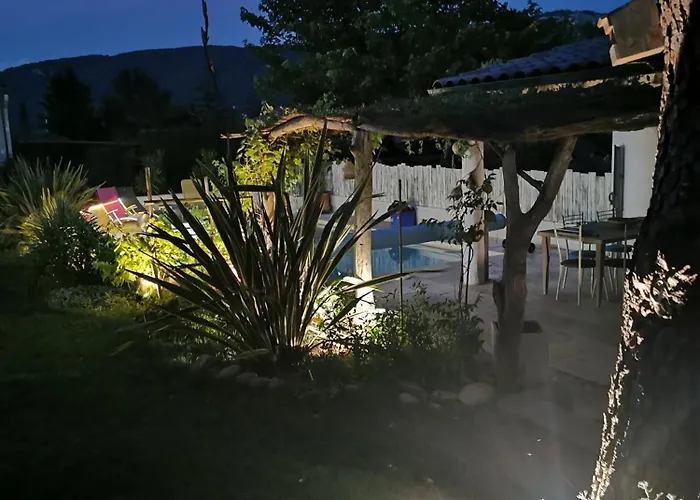 住宿加早餐酒店 Le Refuge De Manou 3*